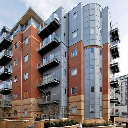 Cozy Modern Apartment In Croydon Central Exterior foto
